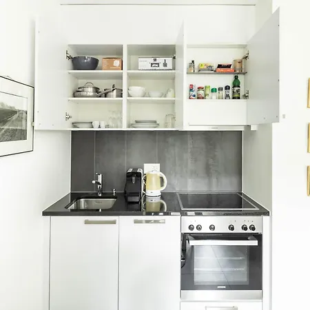 Am3office With Contactless Check-in Near * La Tour-de-Peilz